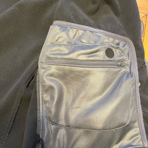 Vintage Cloud Veil Water resistant jacket. I purchased this bad boy in 2004. - Picture 7 of 7